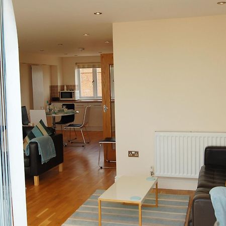 Sunset Bay Beach House In Tywyn Exterior photo