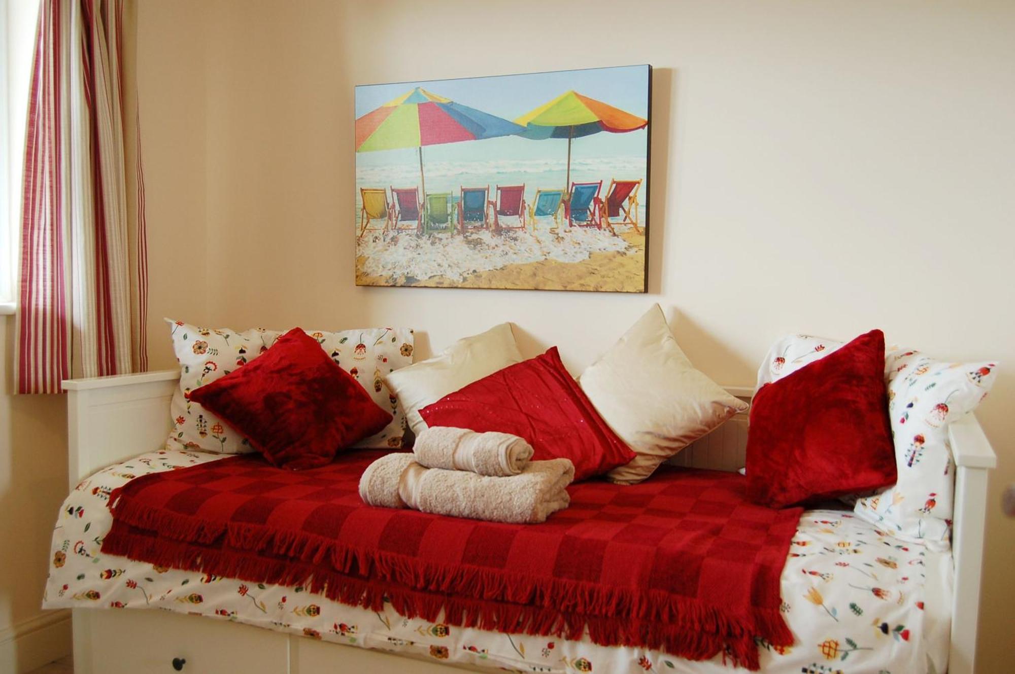 Sunset Bay Beach House In Tywyn Exterior photo